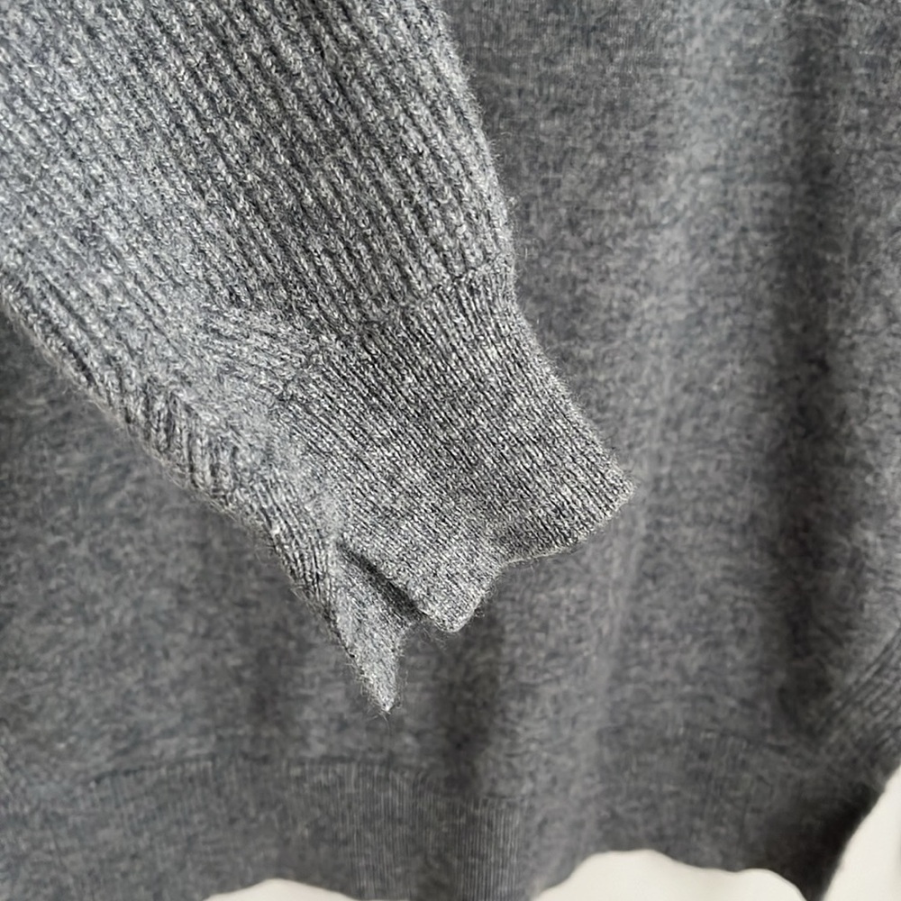S.Marlon 100% Cashmere Sweater Size Small - Picture 8 of 11